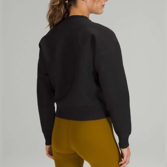 Lululemon All Around Crewneck Sweater Pullover Black Athleisure Casual Sporty 8 - Picture 4 of 14